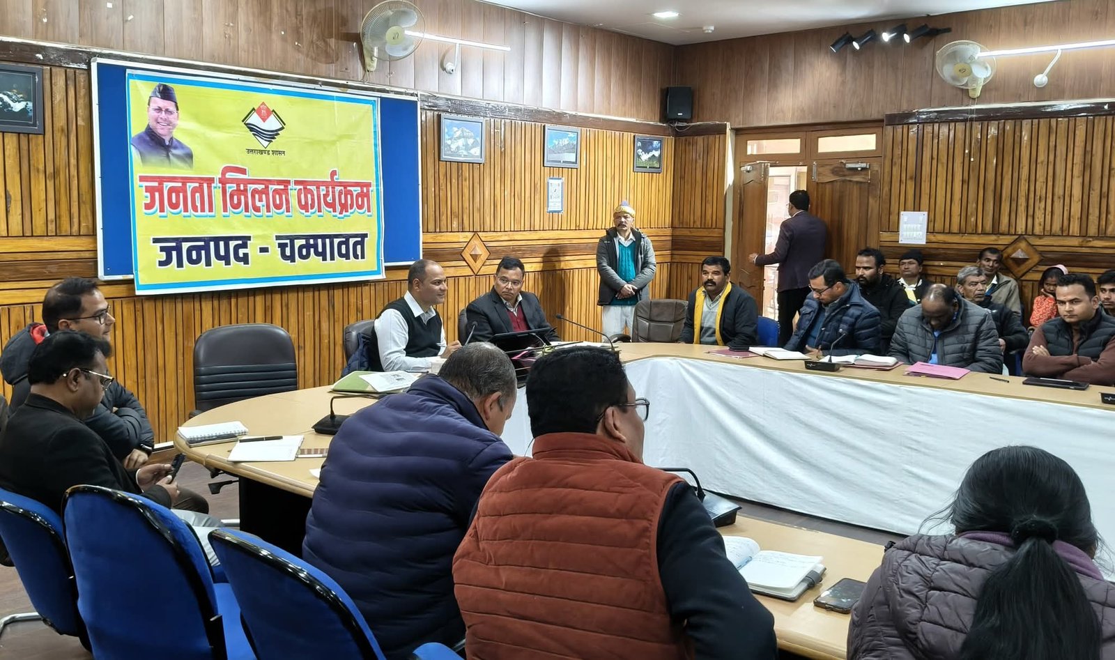 जन समस्याओं के समाधान को प्राथमिकता, जनता मिलन में 83 शिकायतें दर्ज