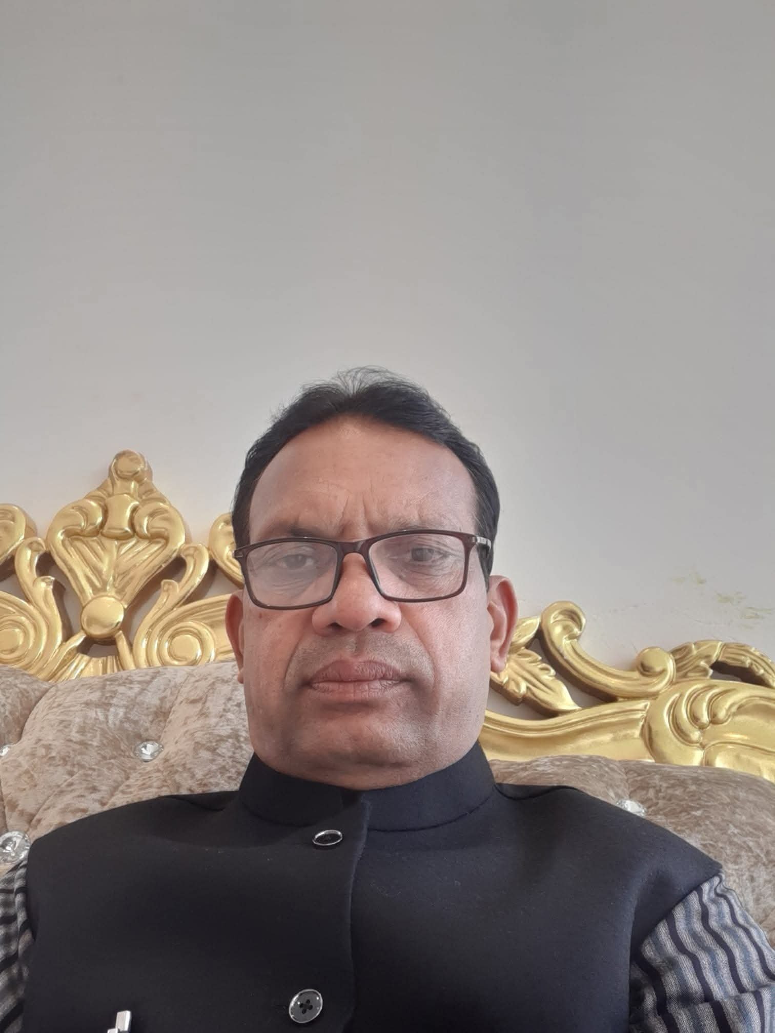 35 साल की सेवा के बाद रसायन विज्ञान के प्रवक्ता अशोक यादव सेवानिवृत्त, भावभीनी विदाई