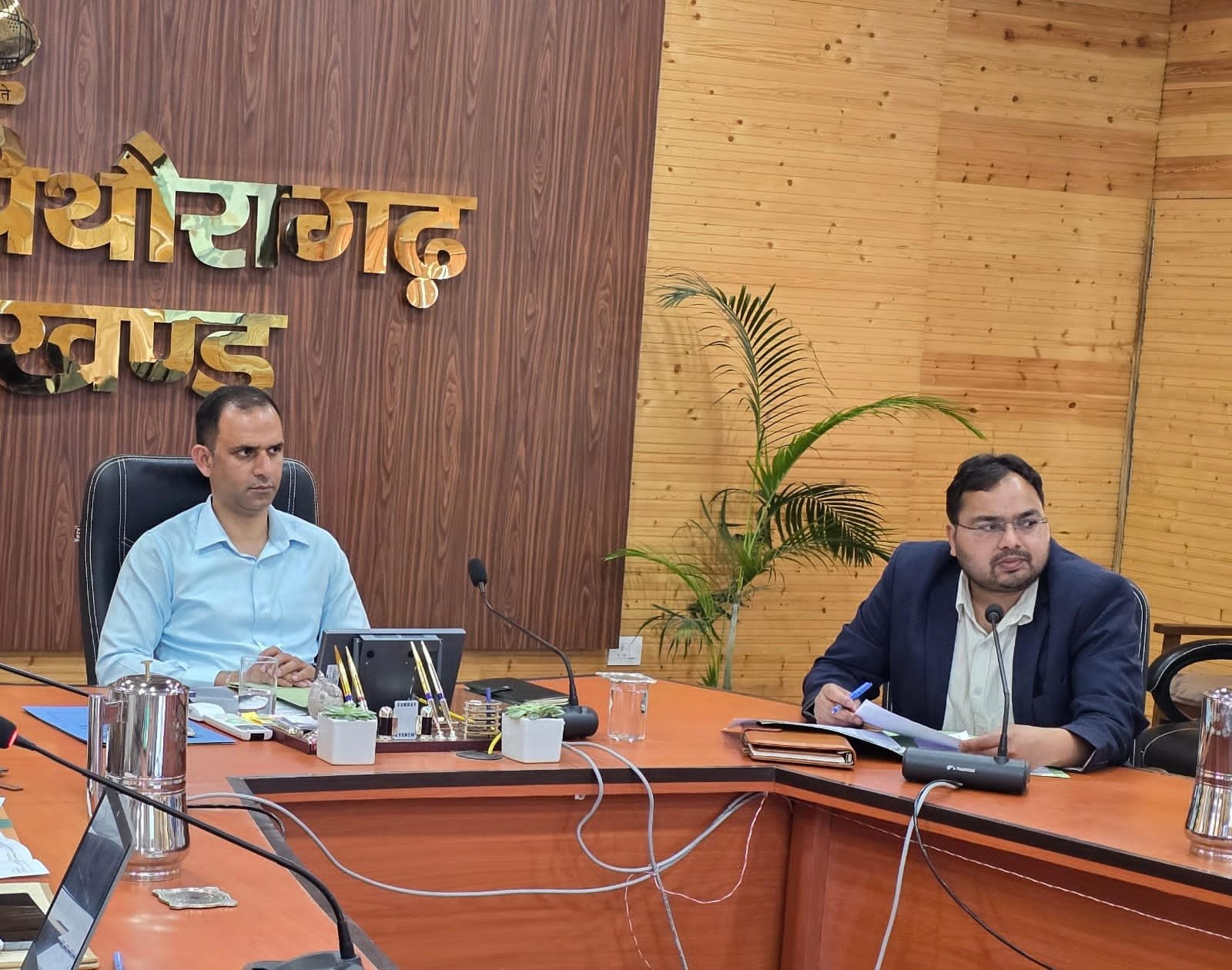 सीमांत क्षेत्रों में नेटवर्क सुधार को डीएम ने दिए सख्त निर्देश